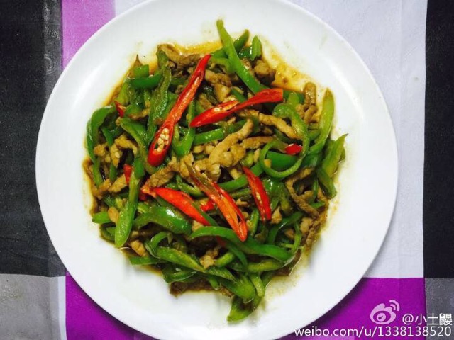 尖椒炒肉丝的做法图解3
