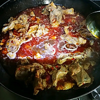 羊蝎子红汤火锅的做法图解5