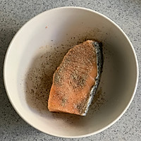三文鱼烤杂蔬的做法图解2