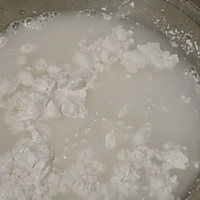 在家超简单制作：XO酱蒸肠粉，鱼片蒸肠粉。的做法图解3