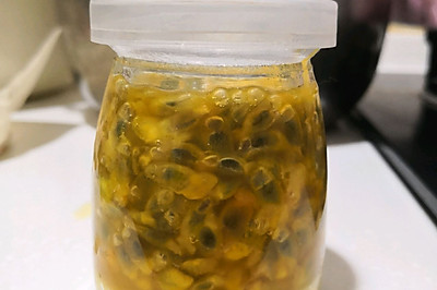 百香果蜂蜜柠檬饮