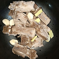 煮骨头(酱脊猪骨头，脊梁骨，大梁骨)的做法图解4