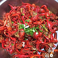 麻辣小龙虾，干净又卫生，关键是家人都说好吃。的做法图解7
