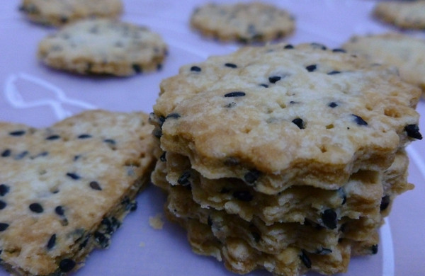 无蛋无奶芝麻饼干