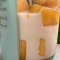#我们约饭吧#孩子们夏季喝不够的饮品：芒果奶昔的做法图解4