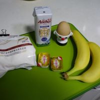 香蕉松饼#急速早餐#的做法图解1