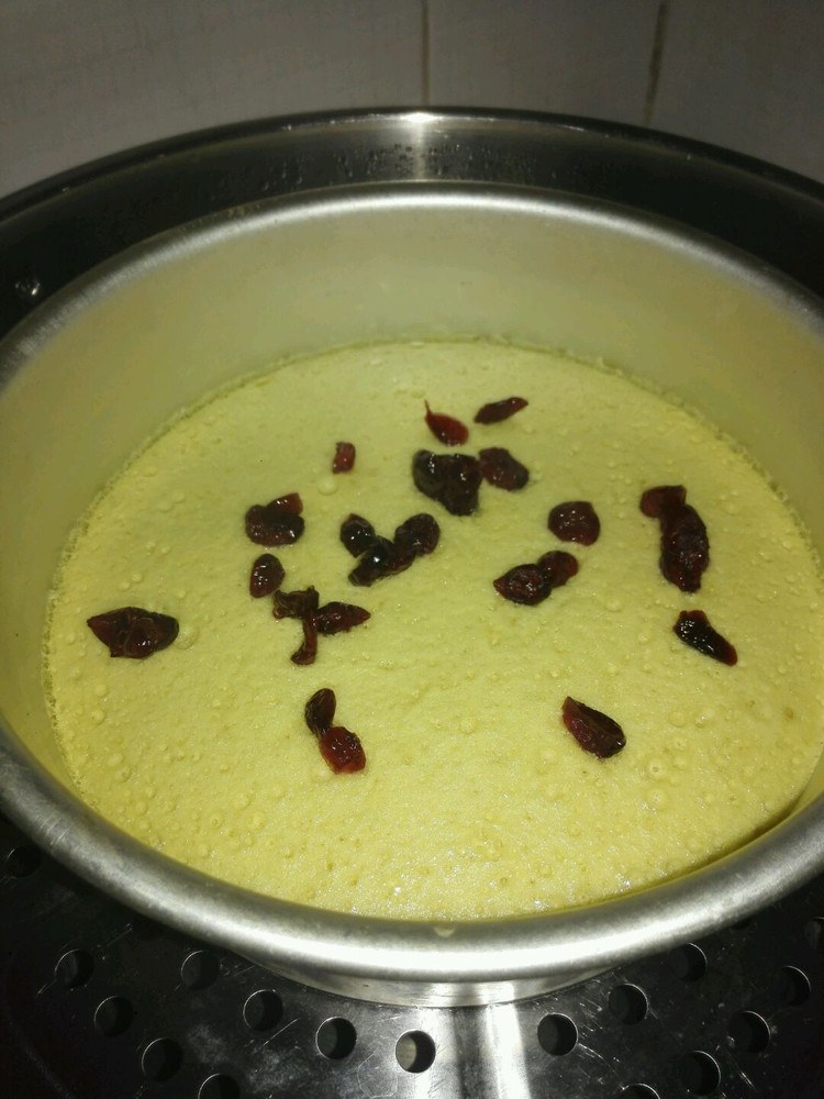 电蒸锅制作奶香巴旦木蛋糕的做法