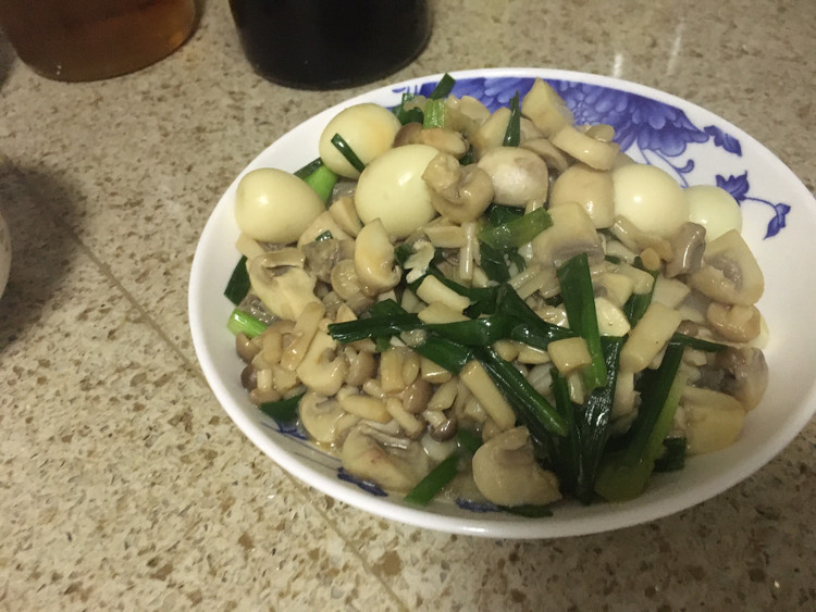 炒菌菇的做法