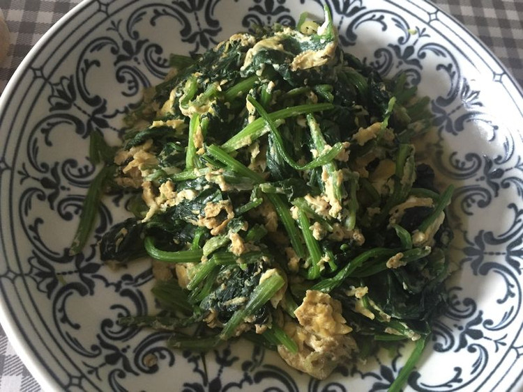 菠菜鸡蛋的做法
