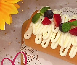 #美食说出“新年好”#草莓奶油蛋糕卷的做法