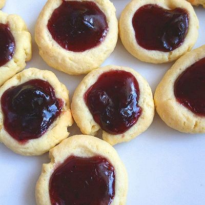 蓝莓酱饼干