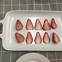草莓蛋糕～送给最美的妈妈的做法图解4