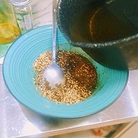 好吃得不要不要的五香辣条的做法图解10
