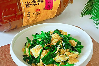 菠菜炒鸡蛋