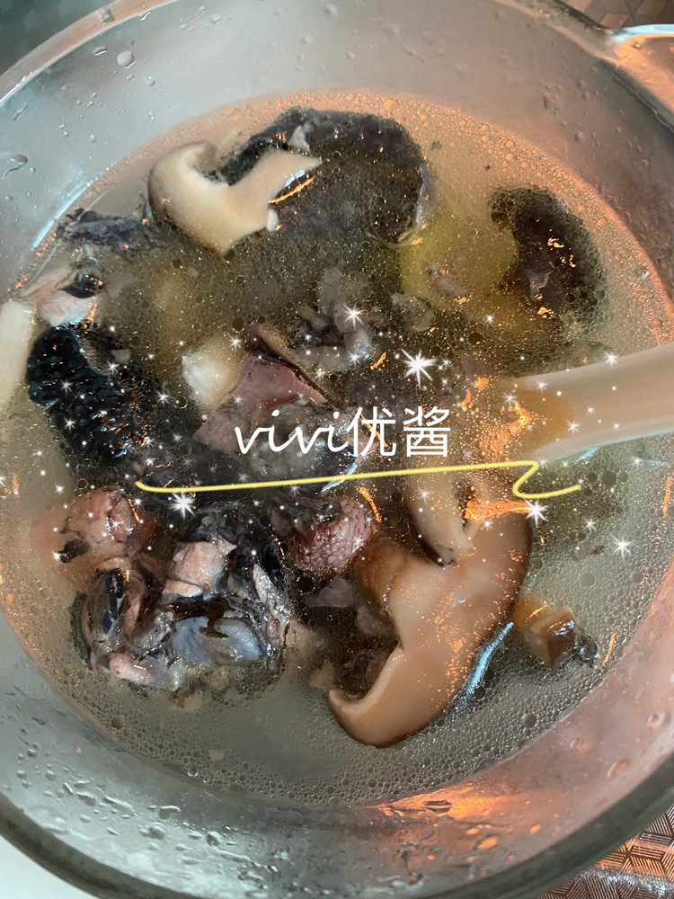 山药香菇乌骨鸡汤的做法