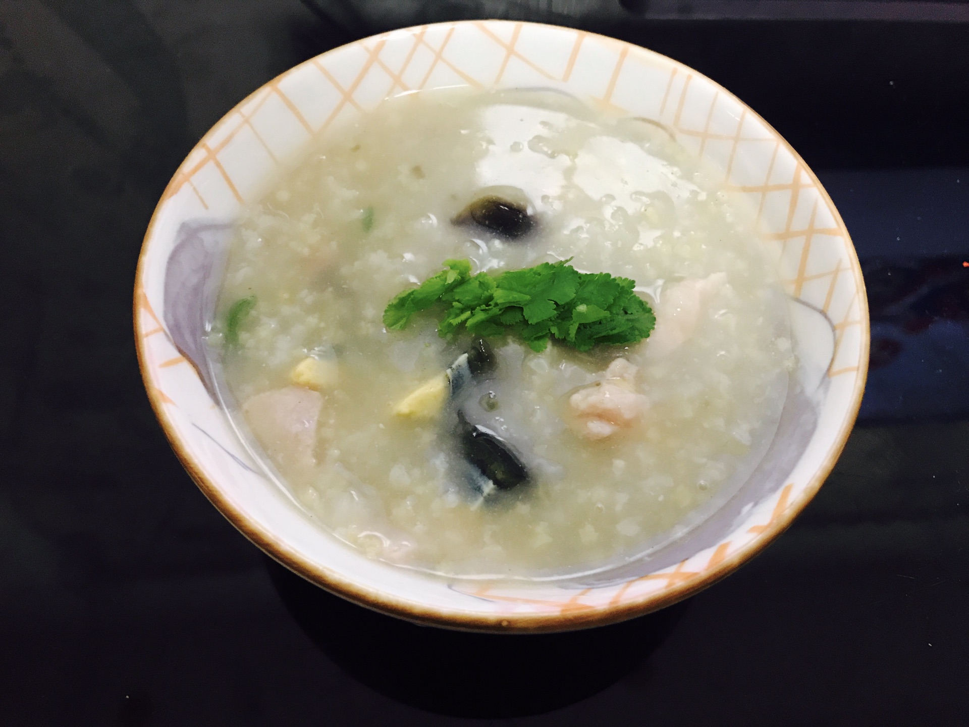 Congee with preserved egg and lean meat