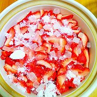 美的草莓酱+#美的早安豆浆机#的做法图解3