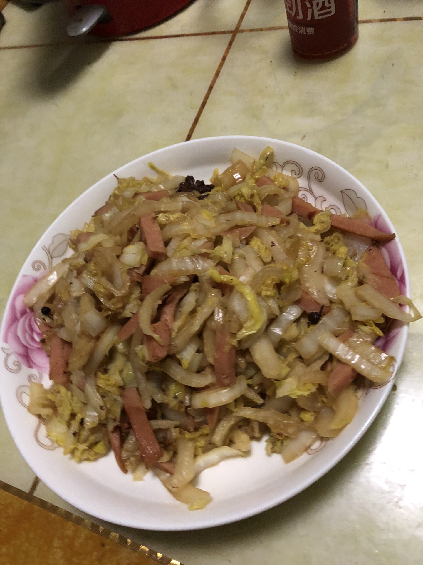 Stir fried ham with cabbage