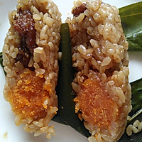 蛋黄肉粽的做法图解9