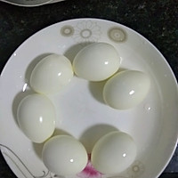 花纹卤蛋的做法图解1
