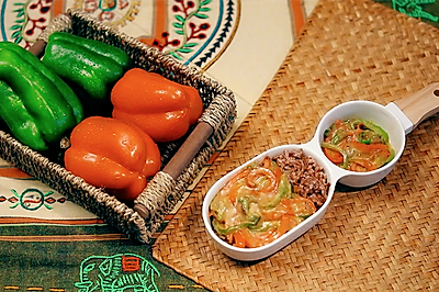不丹彩椒芝士红米饭