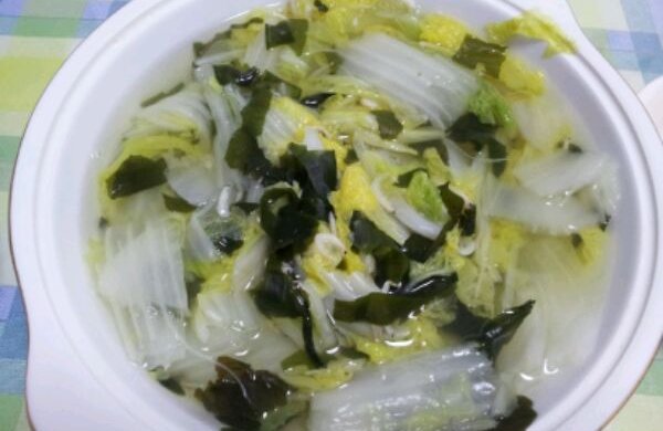 白菜虾皮海带汤
