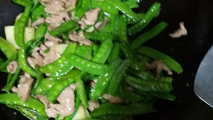 荷兰豆子姜肉片