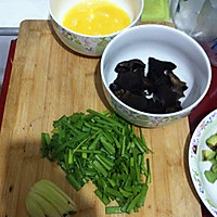 韭菜炒鸡蛋的做法图解1