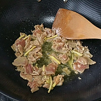 藕片莴笋炒牛肉的做法图解3