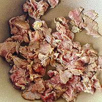 西芹炒牛肉的做法图解1