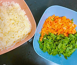菠菜胡萝卜饭的做法
