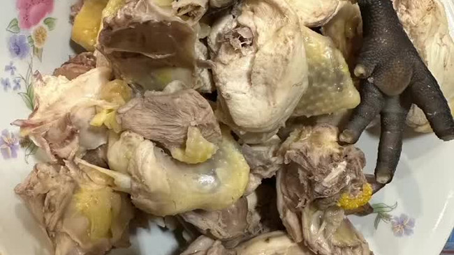 毛栗子蘑菇烧鸡的做法