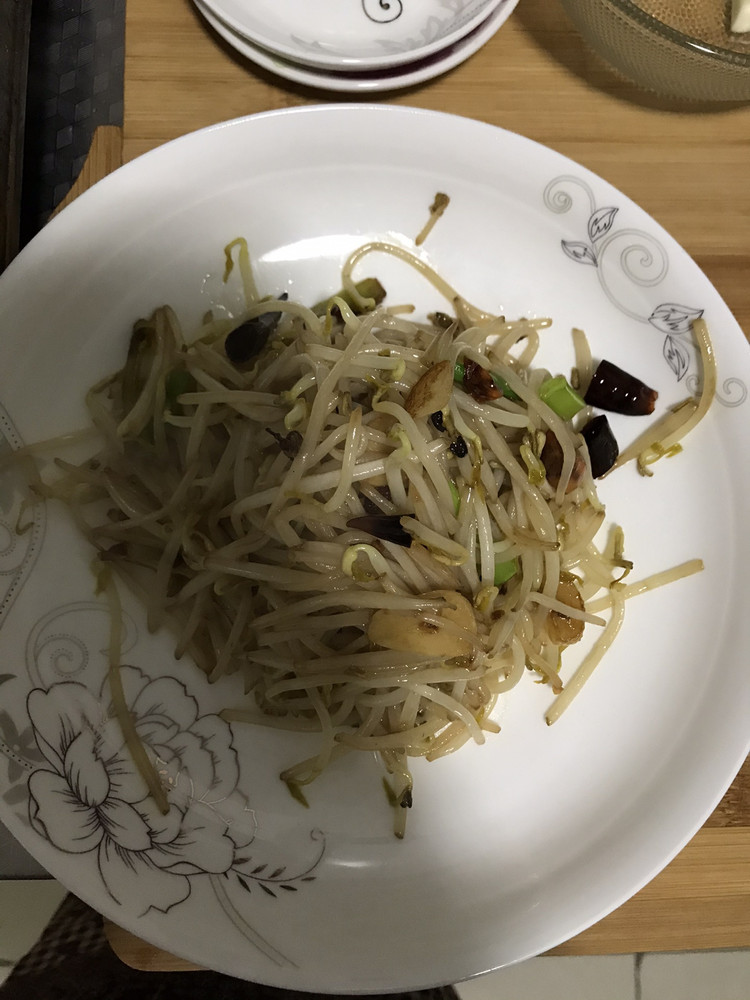 糖醋绿豆芽的做法