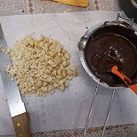 查理的巧克力工厂 坚果巧克力板的做法图解6