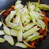 姜酱葱肉佛手瓜的做法图解4