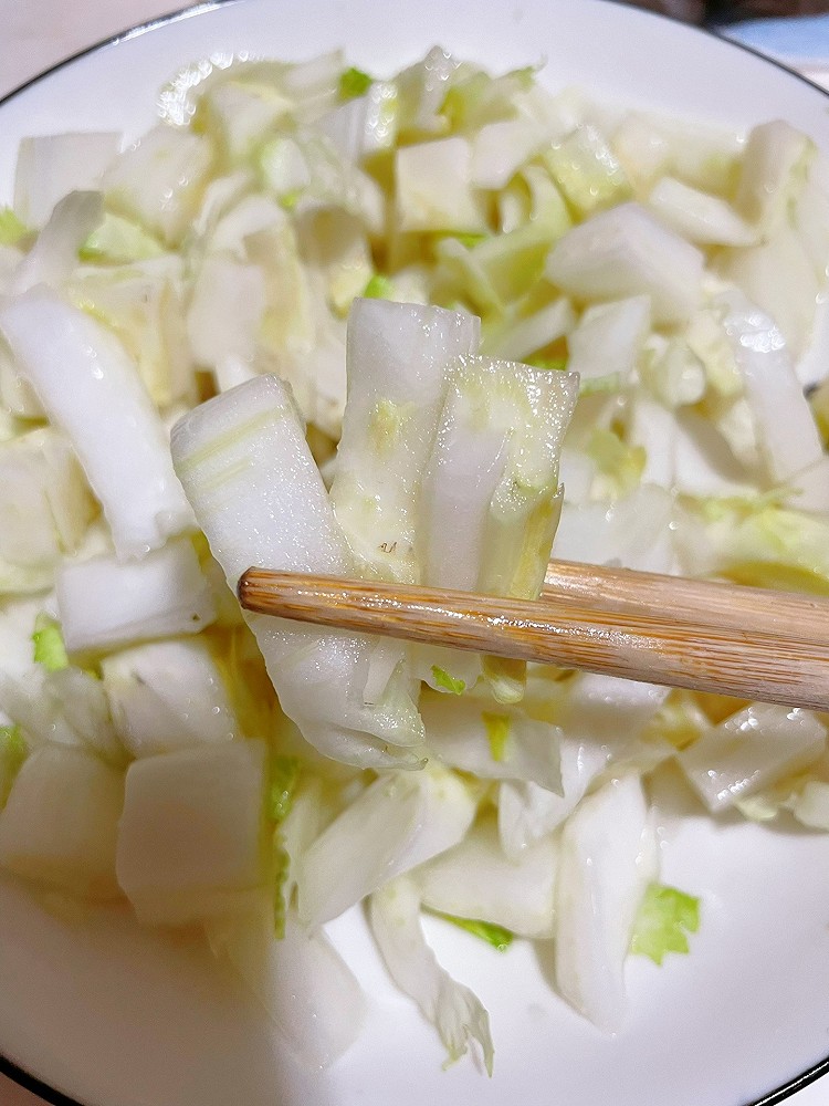 腌白菜疙瘩，解腻小凉菜！的做法