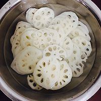 炒藕片的做法图解1