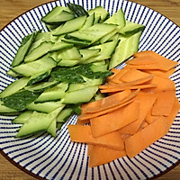 小炒木须肉的做法图解1