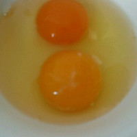 灰灰的洋葱炒蛋的做法图解1