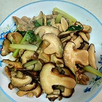 香菇炒肉的做法图解9