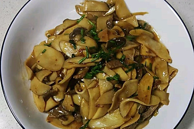 红烧鸡腿菇