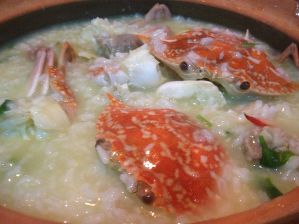 螃蟹排骨砂锅粥