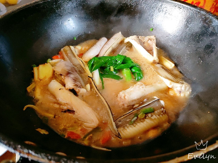 红糖枸杞烧鳗鱼的做法