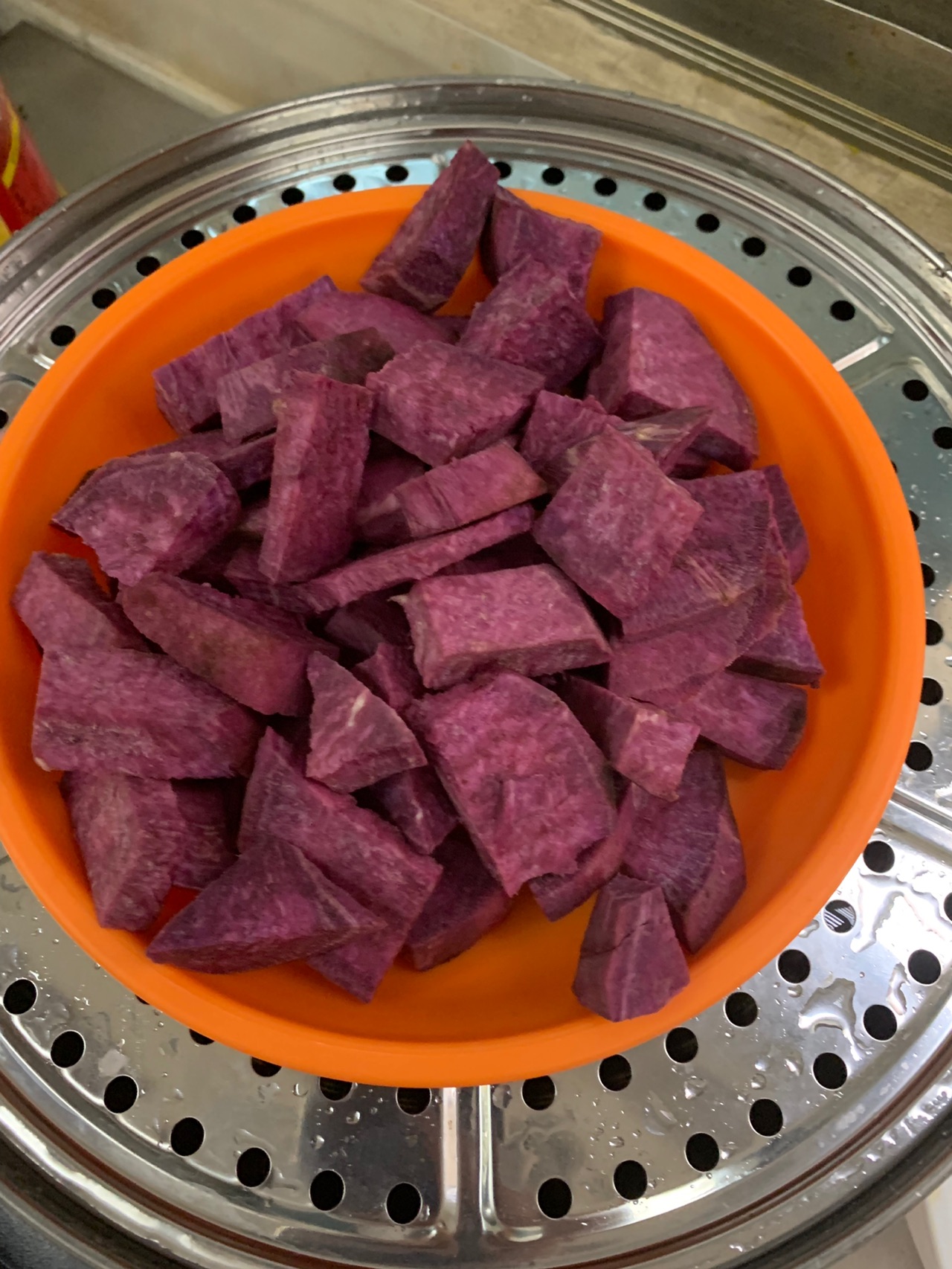 紫薯蔓越莓小番茄怎么做_紫薯蔓越莓小番茄的做法_布丁豆丁妈_豆果美食