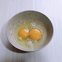 #做道好菜，自我宠爱！#海参蒸蛋的做法图解2