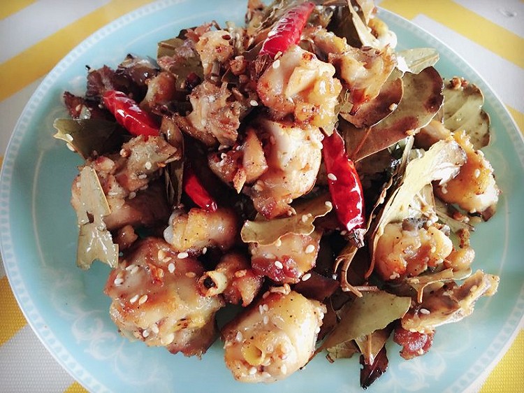 蒜香椒盐鸡块儿的做法