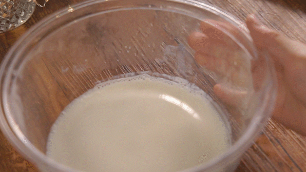 两种原料，打发牛奶！做出夏日空气奶冻，入口即化，云朵般的轻盈的做法图解5