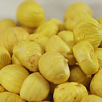 糖渍板栗的做法图解2