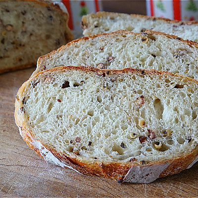 红豆薏米面包