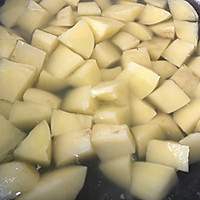#巨下饭的家常菜#孜然土豆的做法图解1
